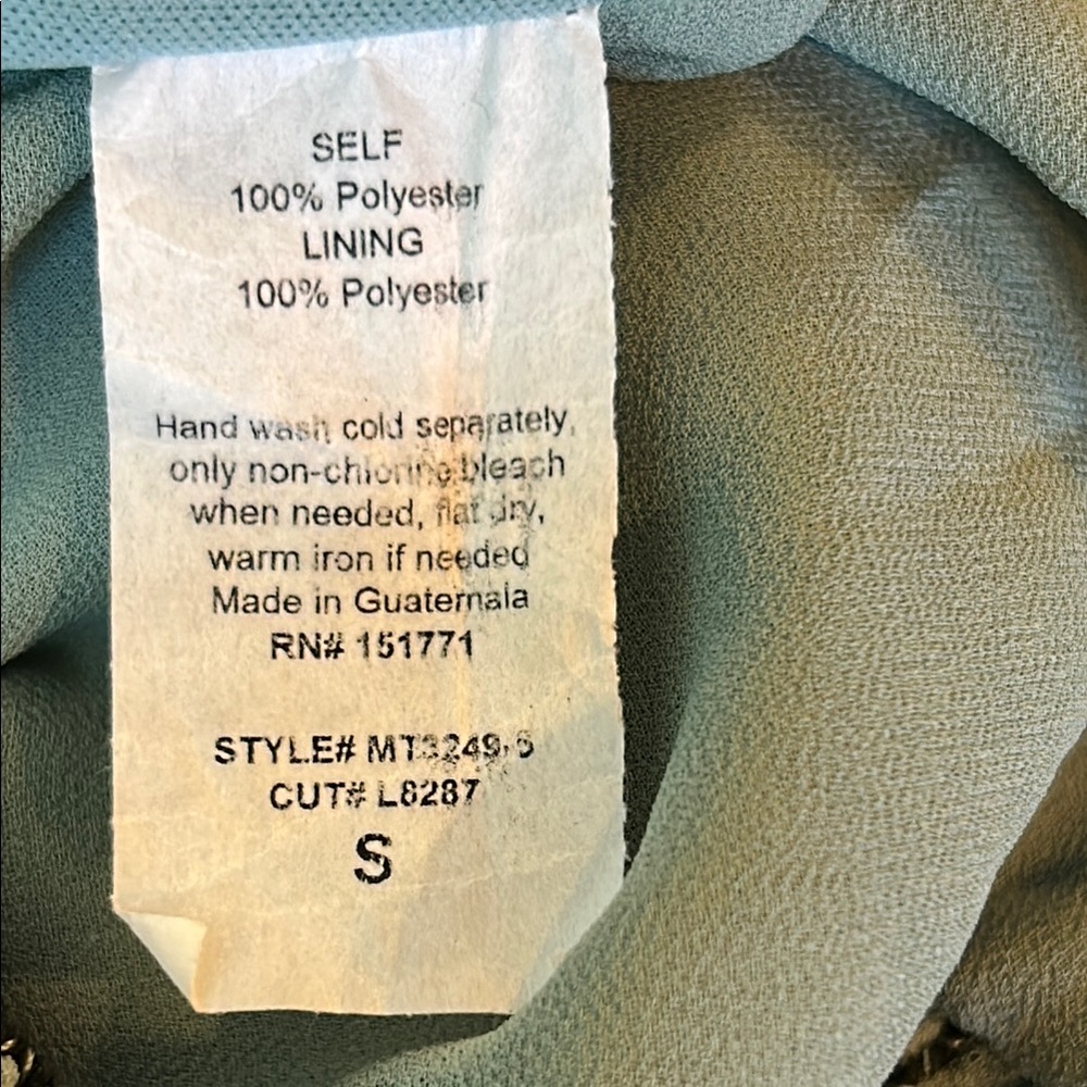 Altar’d State Cropped Green Peasant Long Sleeved Top Size Small - Picture 5 of 5
